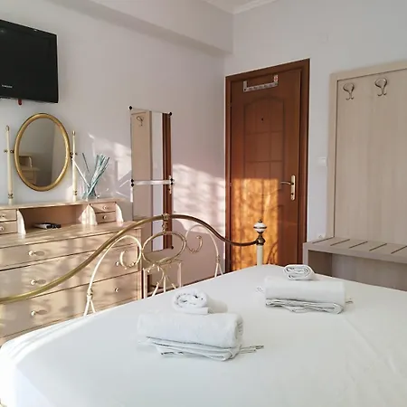 Eleonas 尼亚·蒙达尼亚